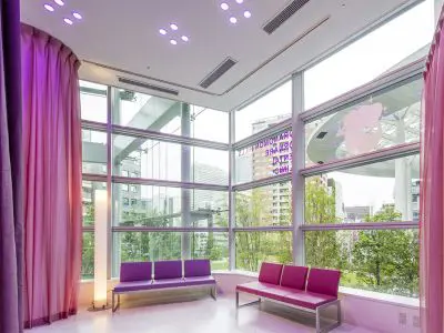 採光良好の待合室